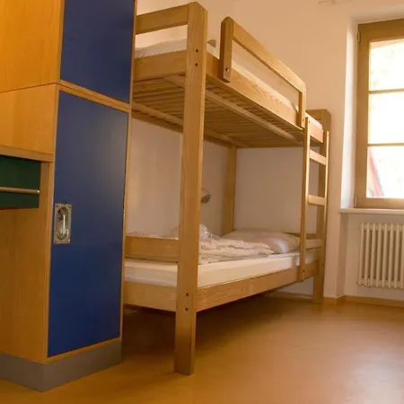 Youth * ויאנדן