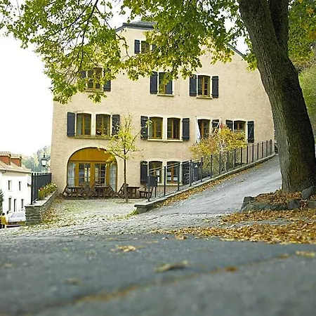 Hostel Youth